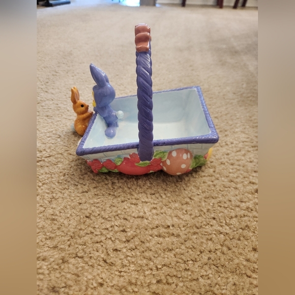 Vintage Ultra Rare Warner Bros. Tweety Bird Easter Basket Candy Dish 1999 - Picture 2 of 7